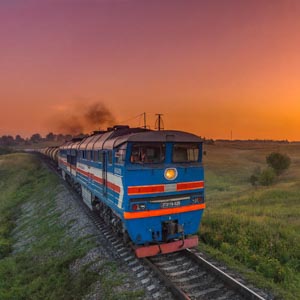 железнодорожный фотограф сергей крылов лето рассвет тверская область зубцов тепловоз 2тэ116 грузовой поезд