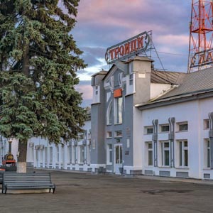 архитектурный фотограф сергей крылов троицк  железнодорожный вокзал челябинская область станция платформа закат