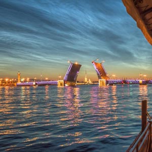 пейзажный фотограф сергей  крылов санкт-петербург питер рассвет лето нева серебристые облака  петропавловка петропавловская крепость дворцовый мост
