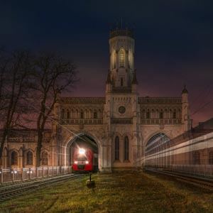 железнодорожный фотограф сергей крылов ржд новый петергоф вокзал ласточка электропоезд ночь электричка эс2г санкт-петербург