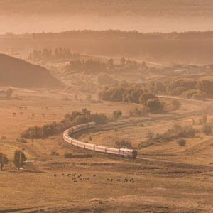железнодорожный фотограф сергей крылов башкирия башкортостан кандры лето солнце пассажирский поезд тепловоз ржд тэп70бс тввз