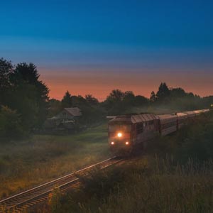 железнодорожный фотограф сергей крылов ржд тепловоз тэп70 пассажирский поезд удомля лето закат рассвет