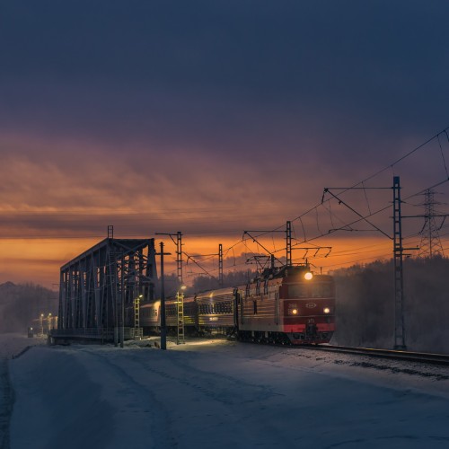 фотограф сергей крылов  железная дорога зима эп1 электровоз мурманск кола закат полярная ночь рассвет  пассажирский поезд тввз