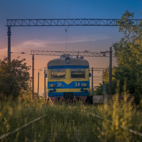 казахстан степногорск эр22 электропоезд электричка закат лето